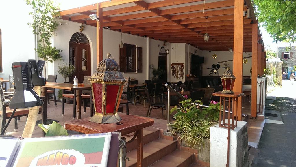 Mango Rooms Rhodes City Extérieur photo