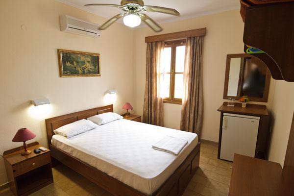 Mango Rooms Rhodes City Extérieur photo