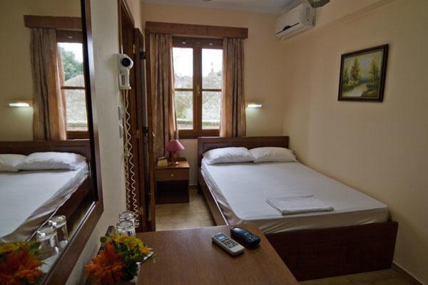 Mango Rooms Rhodes City Extérieur photo