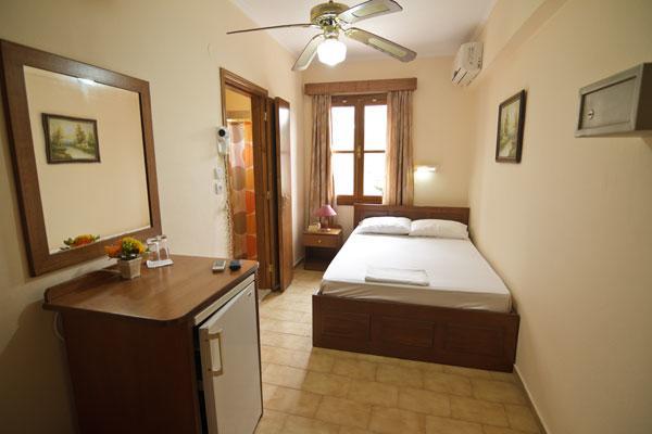 Mango Rooms Rhodes City Extérieur photo